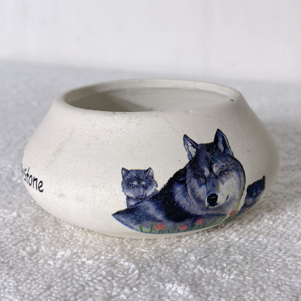 5/$35 Vintage Handcrafted Small Ceramic Bowl W Wolf Design Yellowstone